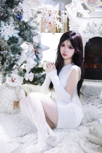 雪晴Astra – NO.057 圣诞节 白雪 [123P2V-1.06GB]